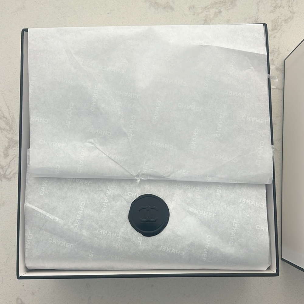 CHANEL Gift Box Sunglass Box Eyewear - Picture 2 of 4